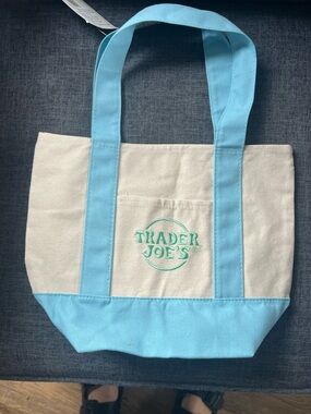 Trader Joe's Canvas Tote Bag in Cream and Light Blue. NWT
